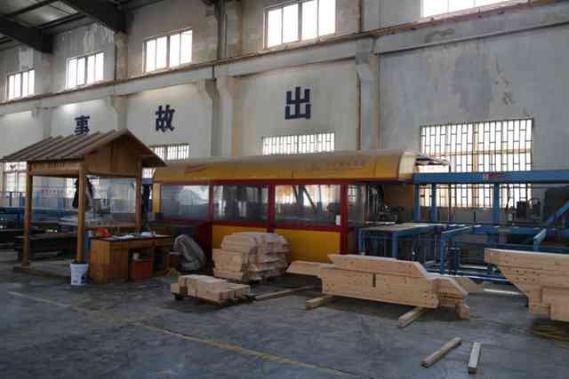 菲特威尔引进首条大型木结构KUKA机器人加工产线