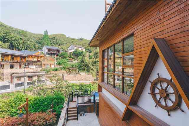 菲特威尔木屋:当你老了,是否也想拥有这样一座木屋别墅呢?